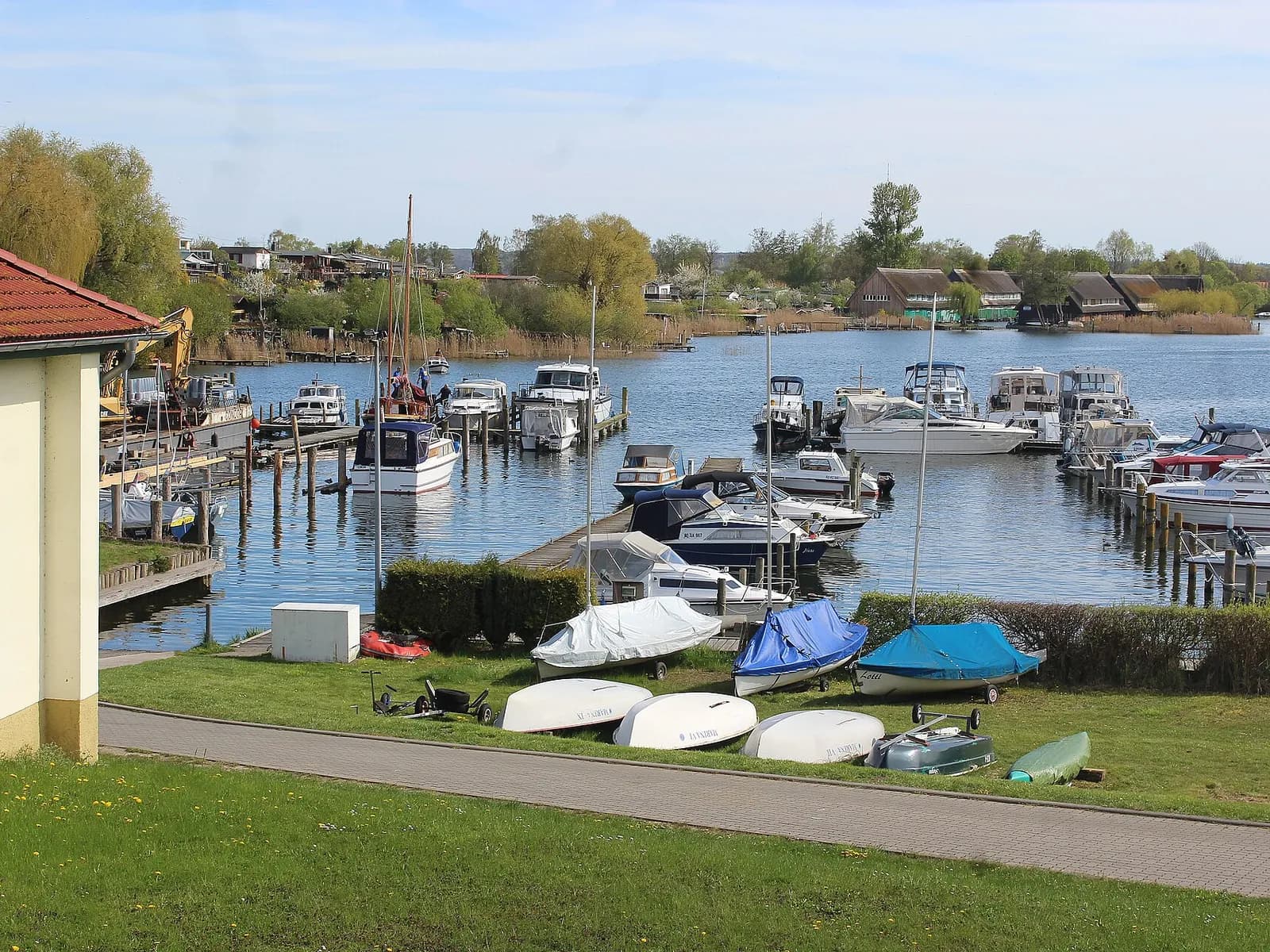 Marina am Schweriner See – Foto: Dguendel, CC BY 4.0